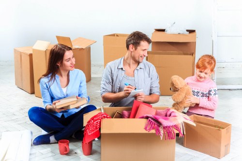 Affordable man with a van service in Bromley for deliveries