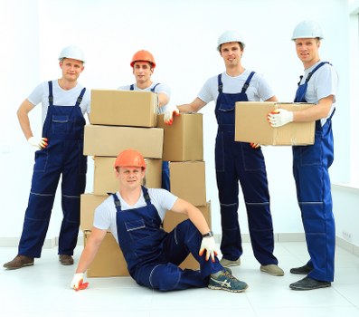 Removal van in Bromley for home moving support