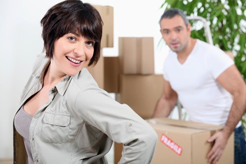 Local Bromley removal truck hire for house and office moves