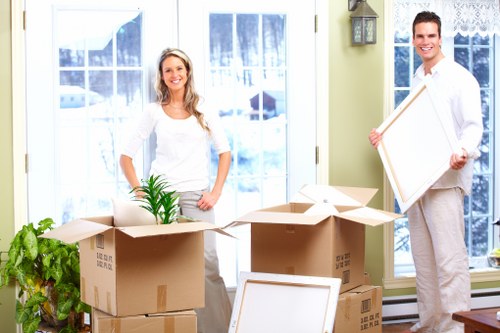 Careful packing materials for Bromley flat removals